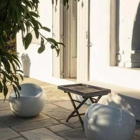 Cycladic Kamari Holiday home *